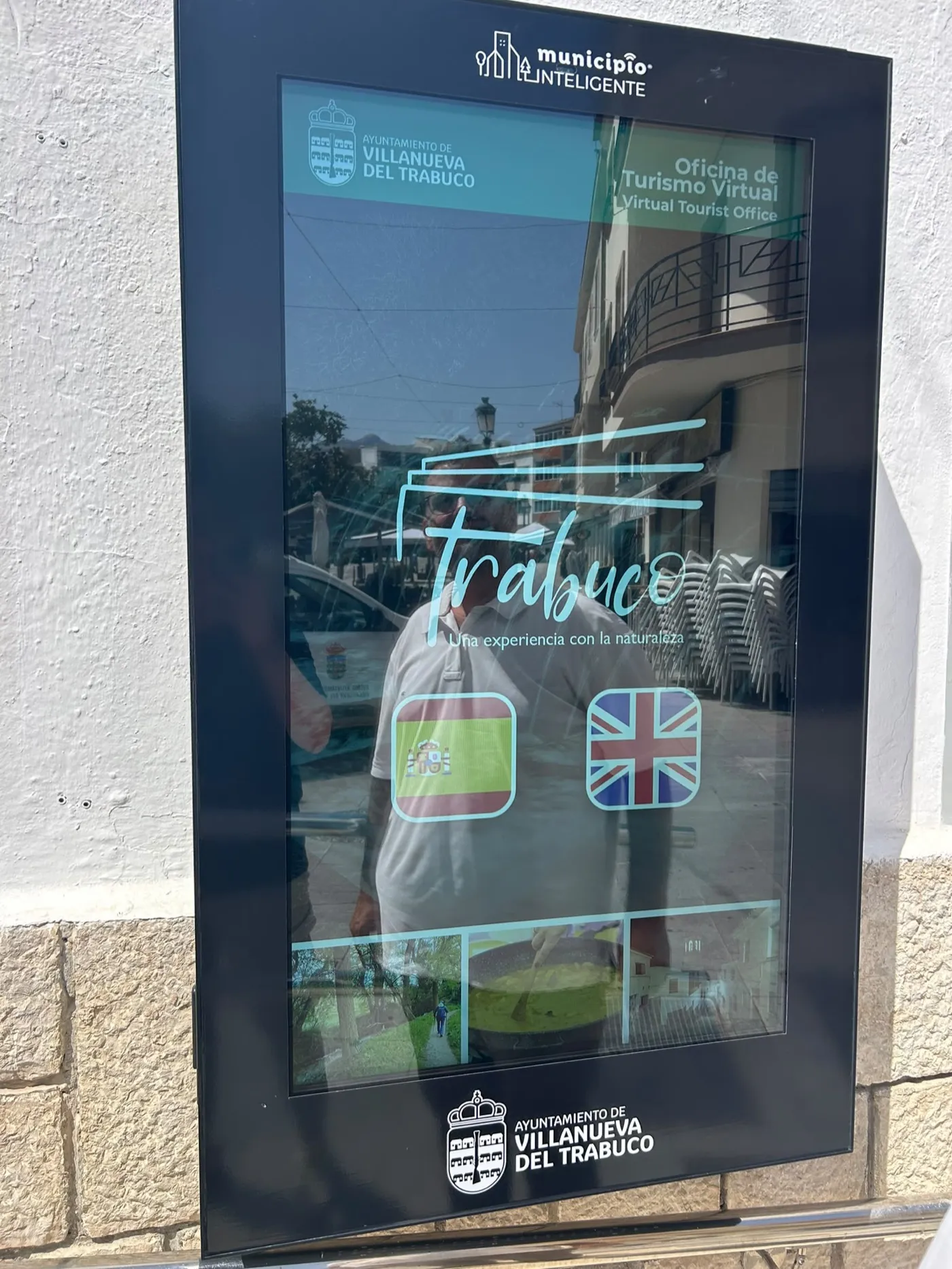 MUPI de la oficina de turismo virtual de Villanueva del Trabuco
